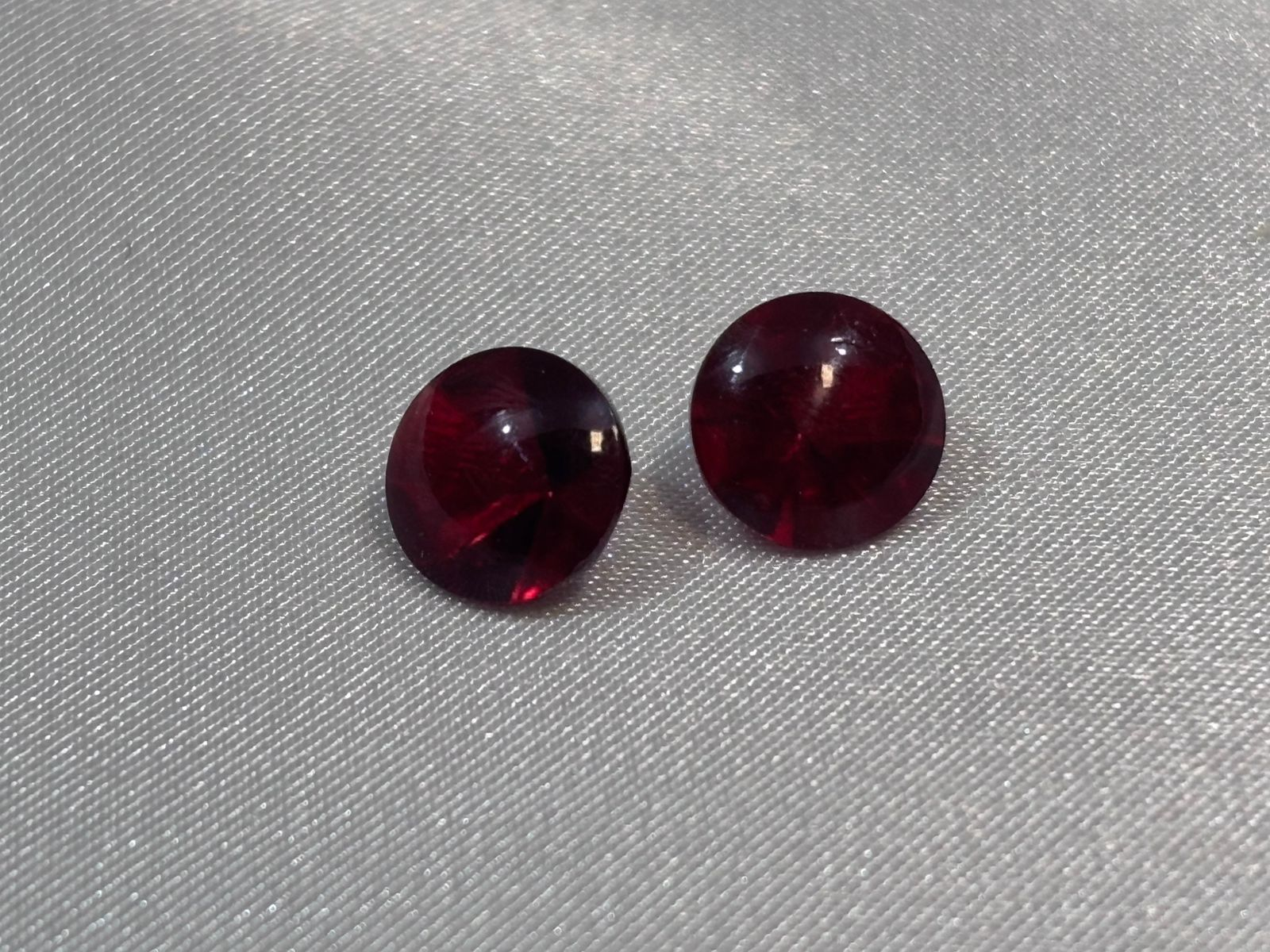 Granate Almandino Rojo