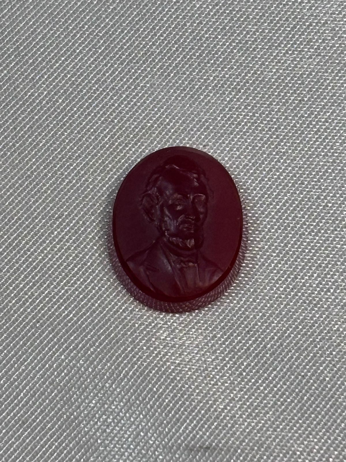 Intaglio Lincoln Rojo