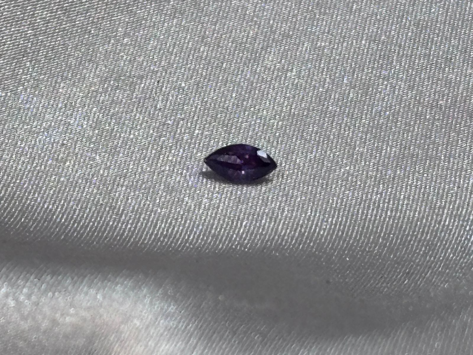 Amatista Oscura Marquise