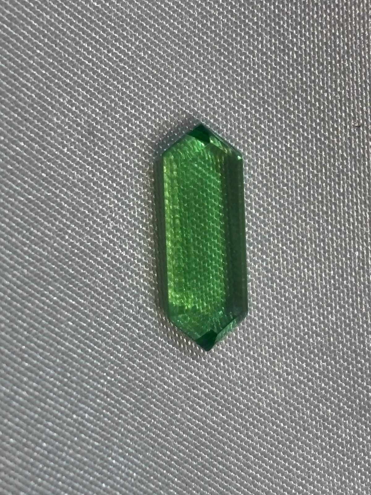 Turmalina Verde Alargada