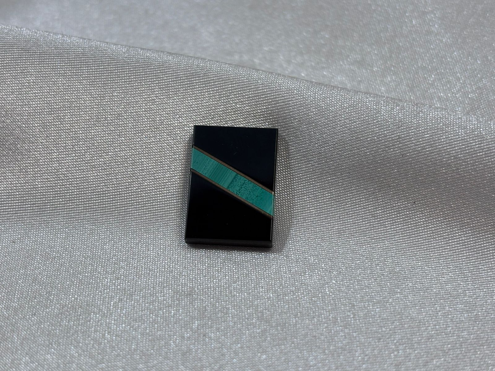 Ónix Negro con Malaquita