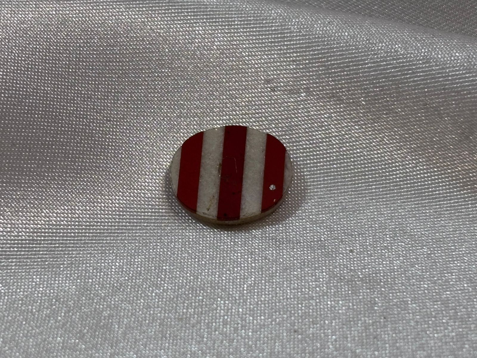 Jaspe Rojo y Mármol Blanco