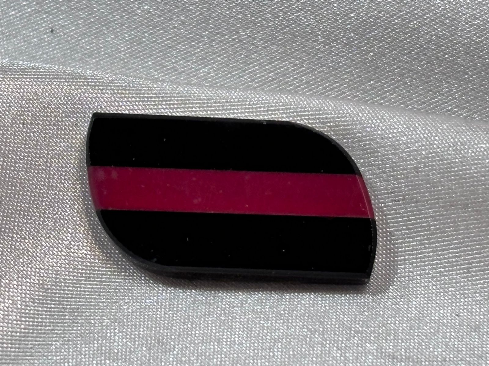Ónix y Piedra Reconstituida Magenta
