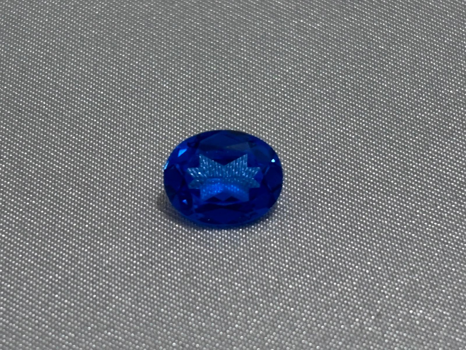 Espinela azul
