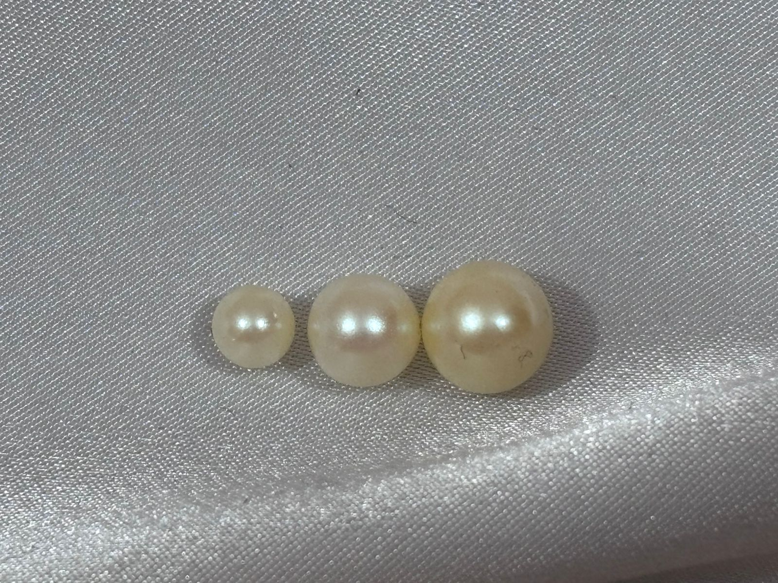 Perlas Crema Graduadas