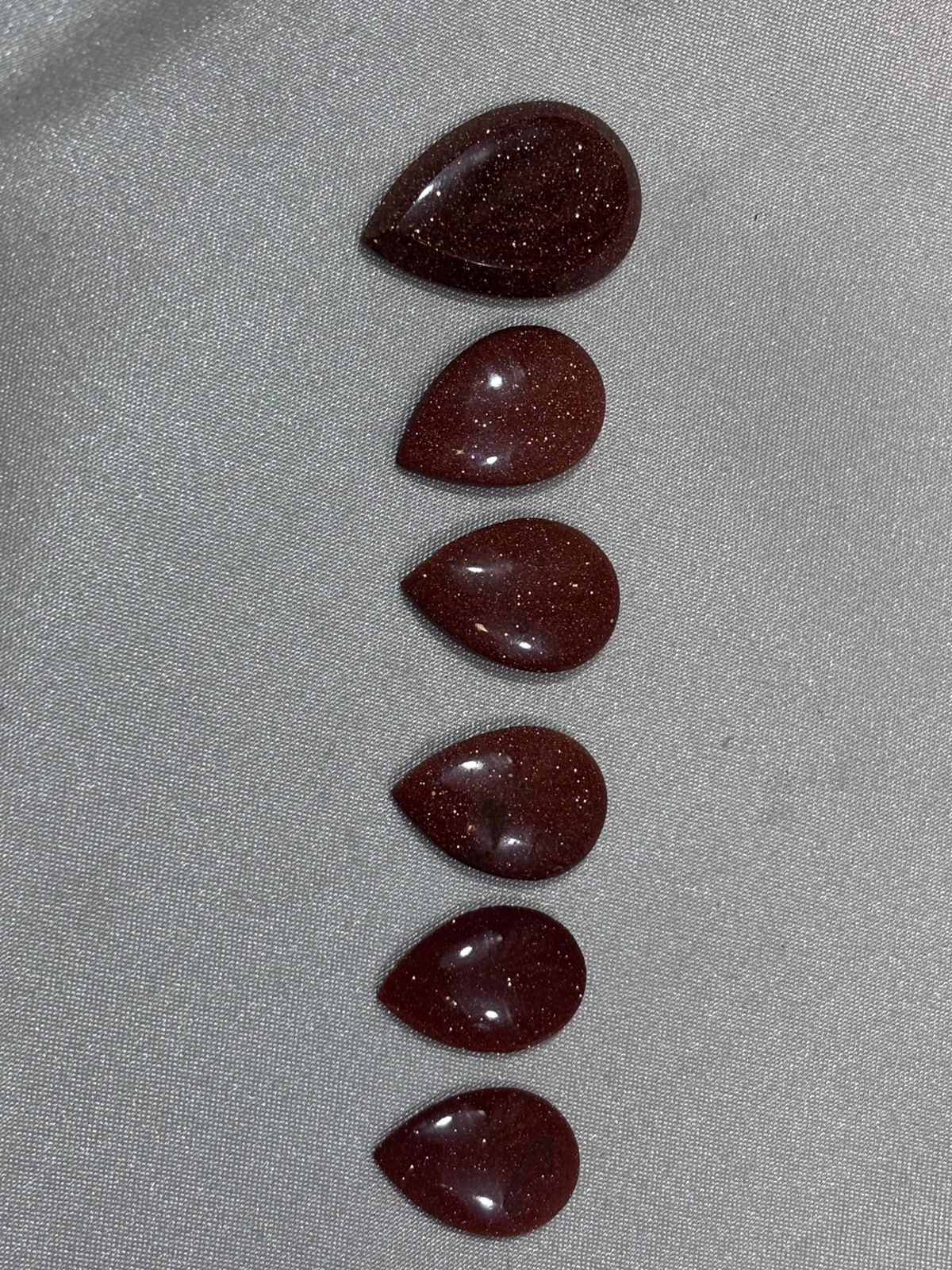 Goldstone Rojo Gota